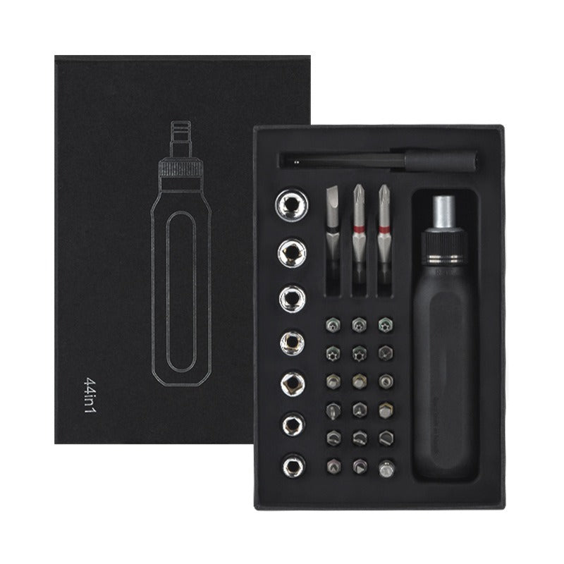 37-in-1 Ratchet and Socket Tool Set – image 2